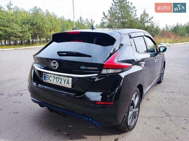 Чорний Ніссан Ліф, об'ємом двигуна 0 л та пробігом 155 тис. км за 12500 $, фото 23 на Automoto.ua
