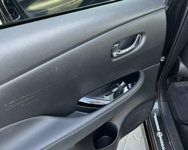 Чорний Ніссан Ліф, об'ємом двигуна 0 л та пробігом 80 тис. км за 13800 $, фото 16 на Automoto.ua