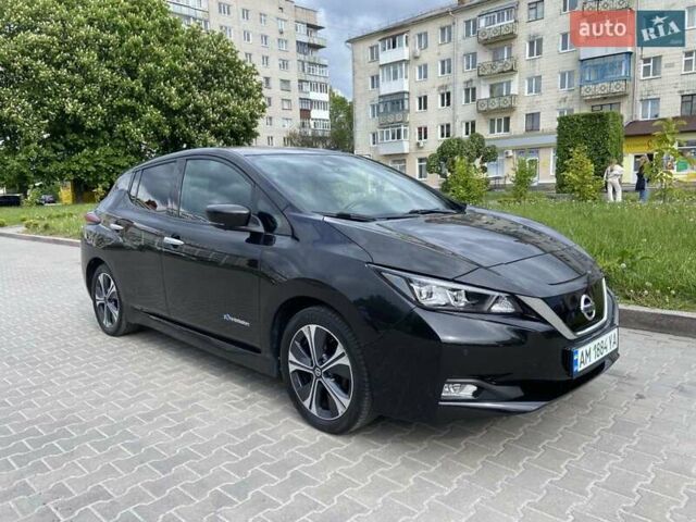 Черный Ниссан Лиф, объемом двигателя 0 л и пробегом 150 тыс. км за 11300 $, фото 21 на Automoto.ua