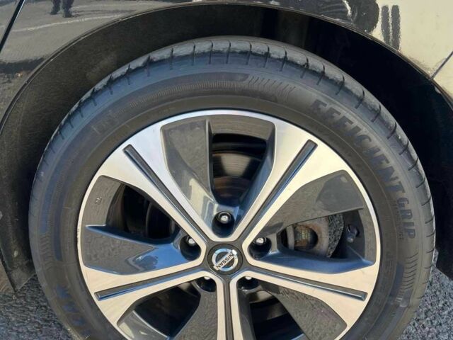 Черный Ниссан Лиф, объемом двигателя 0 л и пробегом 108 тыс. км за 12000 $, фото 4 на Automoto.ua