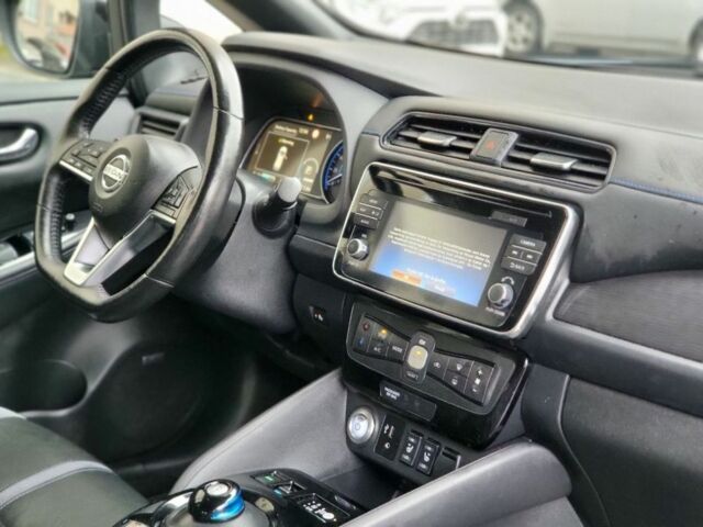 Черный Ниссан Лиф, объемом двигателя 0 л и пробегом 87 тыс. км за 12900 $, фото 13 на Automoto.ua