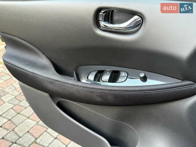 Черный Ниссан Лиф, объемом двигателя 0 л и пробегом 111 тыс. км за 11200 $, фото 22 на Automoto.ua