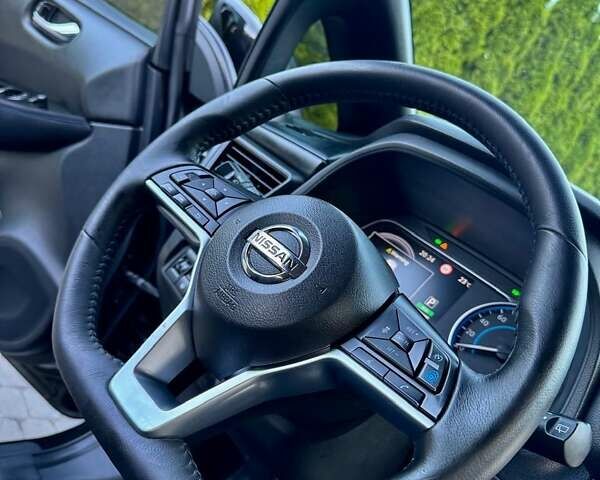 Черный Ниссан Лиф, объемом двигателя 0 л и пробегом 133 тыс. км за 11300 $, фото 27 на Automoto.ua