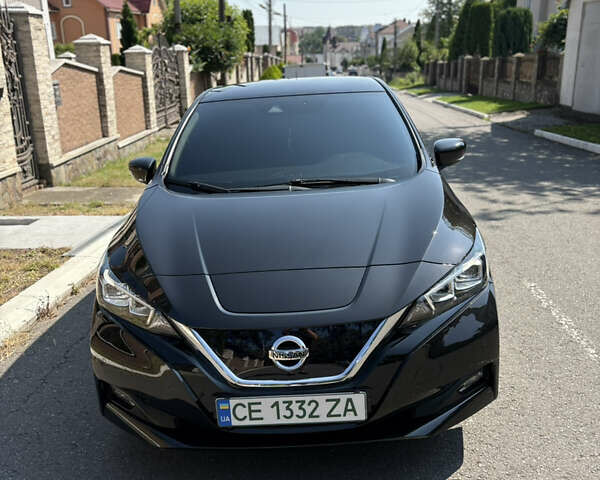 Черный Ниссан Лиф, объемом двигателя 0 л и пробегом 103 тыс. км за 13300 $, фото 2 на Automoto.ua