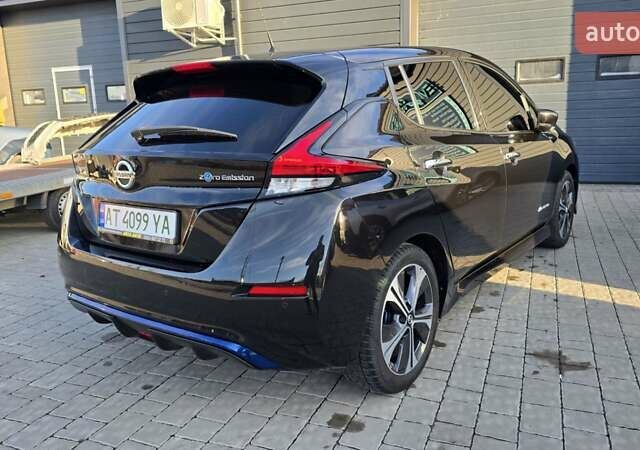 Чорний Ніссан Ліф, об'ємом двигуна 0 л та пробігом 153 тис. км за 14400 $, фото 4 на Automoto.ua