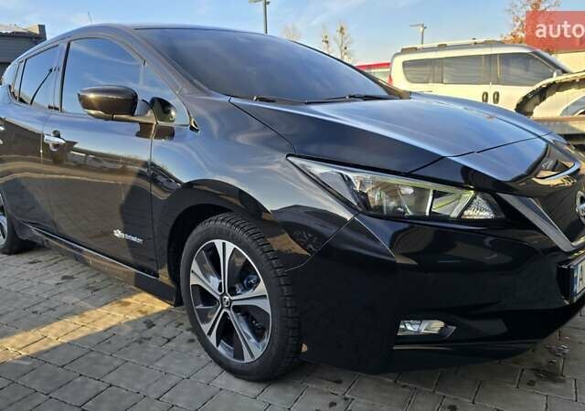 Чорний Ніссан Ліф, об'ємом двигуна 0 л та пробігом 153 тис. км за 14400 $, фото 23 на Automoto.ua