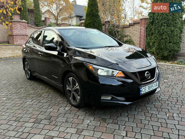 Черный Ниссан Лиф, объемом двигателя 0 л и пробегом 111 тыс. км за 11200 $, фото 4 на Automoto.ua