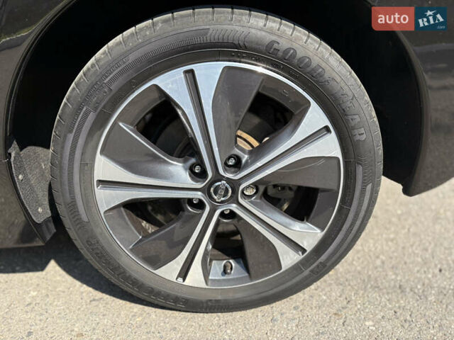 Черный Ниссан Лиф, объемом двигателя 0 л и пробегом 103 тыс. км за 13300 $, фото 16 на Automoto.ua