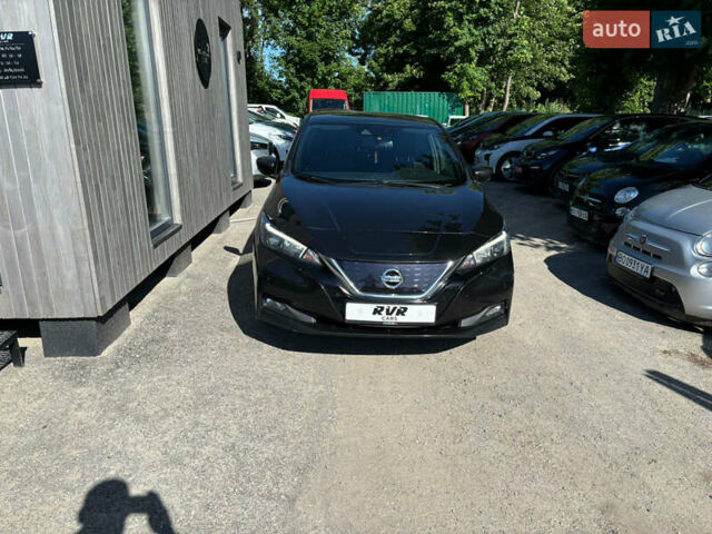 Чорний Ніссан Ліф, об'ємом двигуна 0 л та пробігом 213 тис. км за 10500 $, фото 2 на Automoto.ua