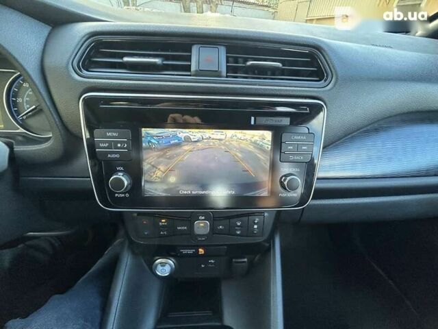 Черный Ниссан Лиф, объемом двигателя 0 л и пробегом 55 тыс. км за 12999 $, фото 23 на Automoto.ua