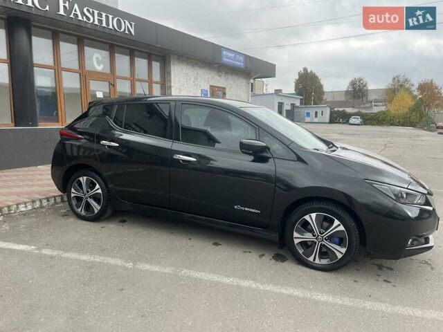 Черный Ниссан Лиф, объемом двигателя 0 л и пробегом 120 тыс. км за 11900 $, фото 8 на Automoto.ua