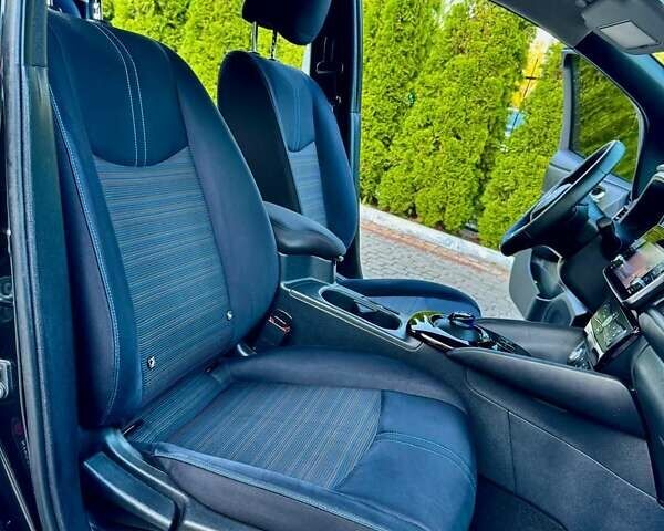 Черный Ниссан Лиф, объемом двигателя 0 л и пробегом 133 тыс. км за 11300 $, фото 20 на Automoto.ua