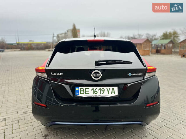 Черный Ниссан Лиф, объемом двигателя 0 л и пробегом 82 тыс. км за 11855 $, фото 9 на Automoto.ua