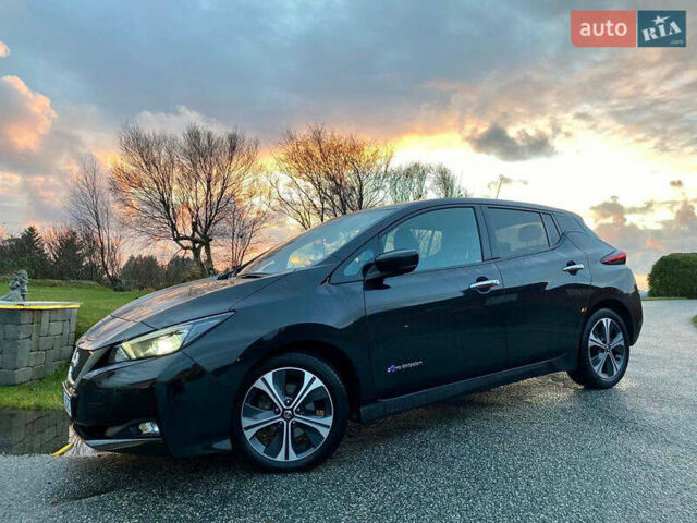 Черный Ниссан Лиф, объемом двигателя 0 л и пробегом 111 тыс. км за 12300 $, фото 3 на Automoto.ua