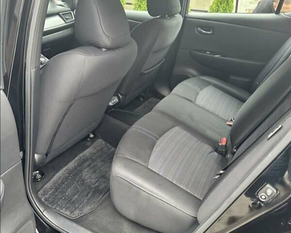 Черный Ниссан Лиф, объемом двигателя 0 л и пробегом 126 тыс. км за 12300 $, фото 6 на Automoto.ua