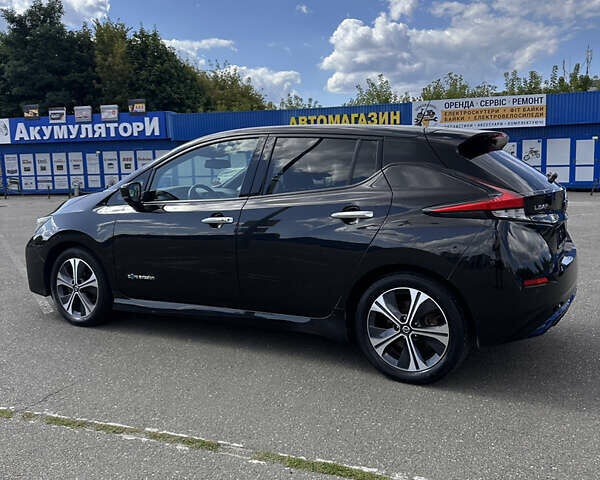 Чорний Ніссан Ліф, об'ємом двигуна 0 л та пробігом 111 тис. км за 12850 $, фото 4 на Automoto.ua