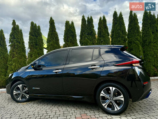 Черный Ниссан Лиф, объемом двигателя 0 л и пробегом 145 тыс. км за 11999 $, фото 15 на Automoto.ua