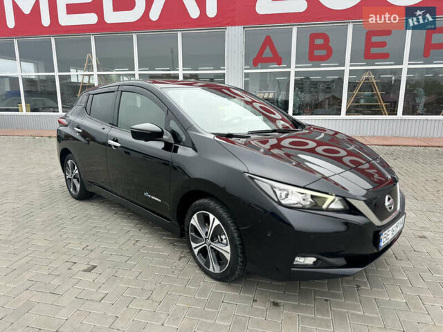 Черный Ниссан Лиф, объемом двигателя 0 л и пробегом 82 тыс. км за 11855 $, фото 13 на Automoto.ua