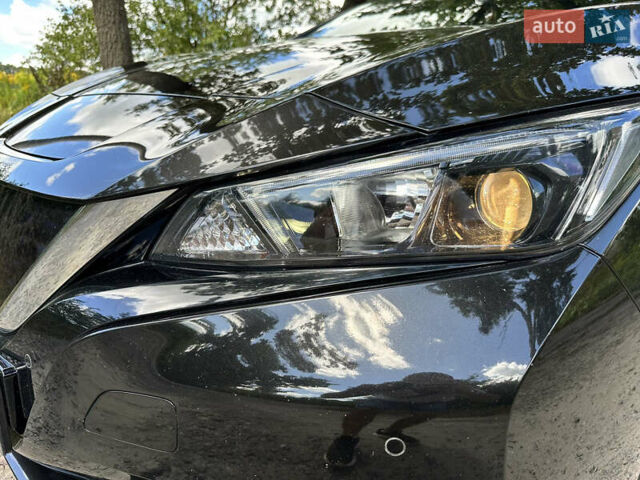 Черный Ниссан Лиф, объемом двигателя 0 л и пробегом 119 тыс. км за 13500 $, фото 10 на Automoto.ua