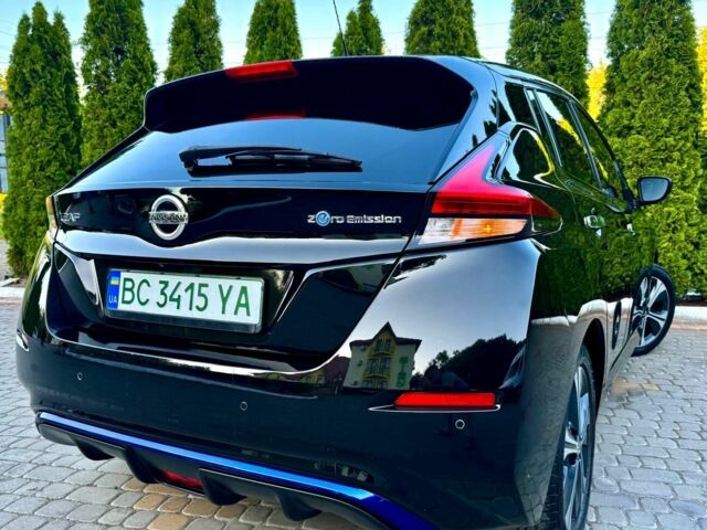 Черный Ниссан Лиф, объемом двигателя 0 л и пробегом 133 тыс. км за 11300 $, фото 10 на Automoto.ua