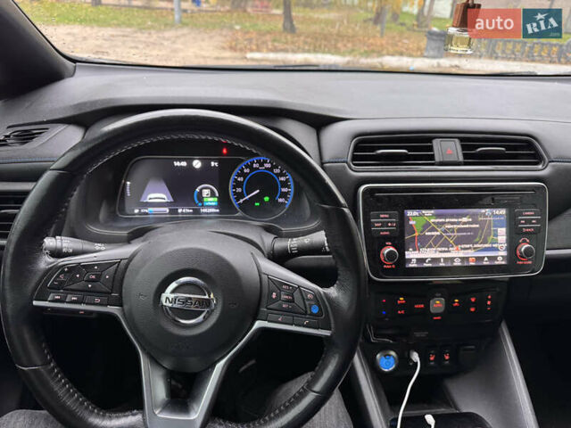 Чорний Ніссан Ліф, об'ємом двигуна 0 л та пробігом 146 тис. км за 13300 $, фото 11 на Automoto.ua