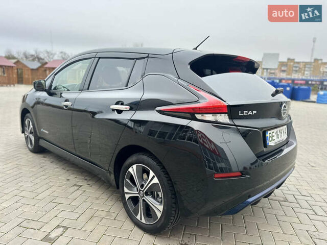 Черный Ниссан Лиф, объемом двигателя 0 л и пробегом 82 тыс. км за 11855 $, фото 7 на Automoto.ua