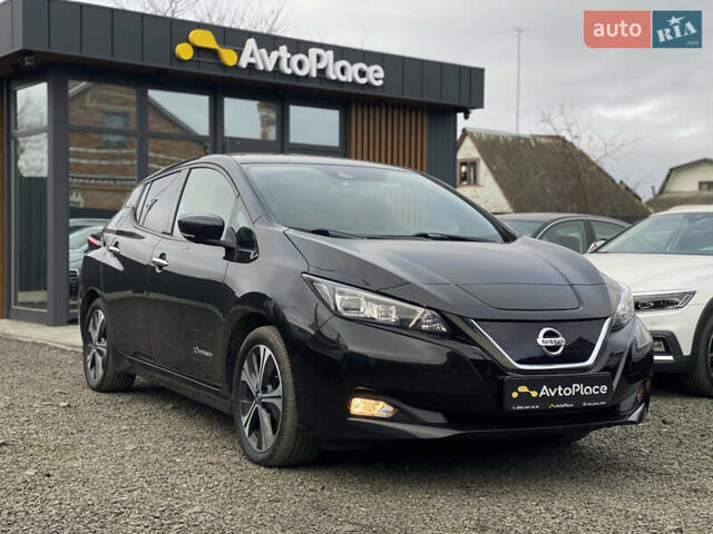 Черный Ниссан Лиф, объемом двигателя 0 л и пробегом 133 тыс. км за 12500 $, фото 2 на Automoto.ua