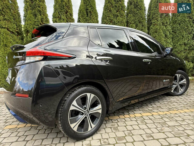 Черный Ниссан Лиф, объемом двигателя 0 л и пробегом 145 тыс. км за 11999 $, фото 42 на Automoto.ua