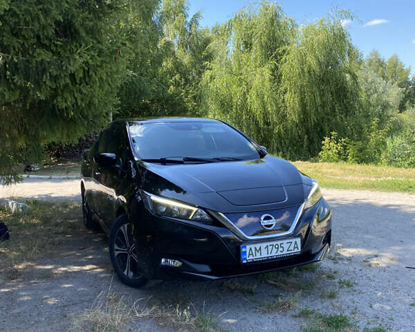 Чорний Ніссан Ліф, об'ємом двигуна 0 л та пробігом 908 тис. км за 11500 $, фото 4 на Automoto.ua