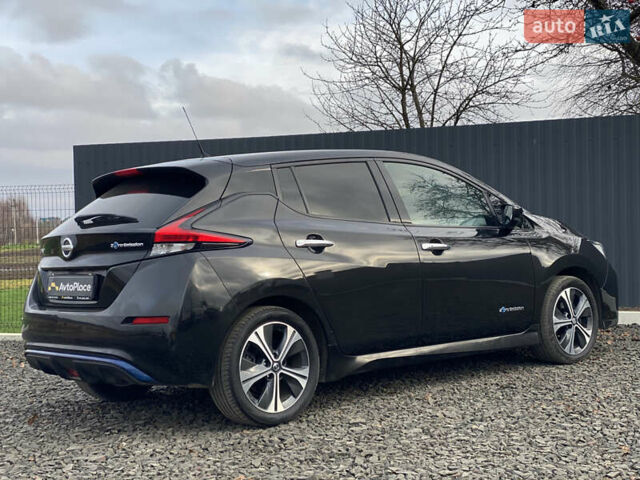 Черный Ниссан Лиф, объемом двигателя 0 л и пробегом 133 тыс. км за 12500 $, фото 51 на Automoto.ua