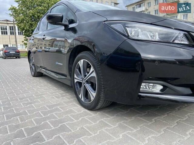 Черный Ниссан Лиф, объемом двигателя 0 л и пробегом 150 тыс. км за 11300 $, фото 27 на Automoto.ua