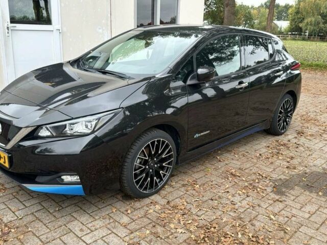 Чорний Ніссан Ліф, об'ємом двигуна 0 л та пробігом 108 тис. км за 12499 $, фото 1 на Automoto.ua