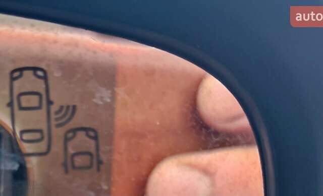 Чорний Ніссан Ліф, об'ємом двигуна 0 л та пробігом 155 тис. км за 12500 $, фото 35 на Automoto.ua