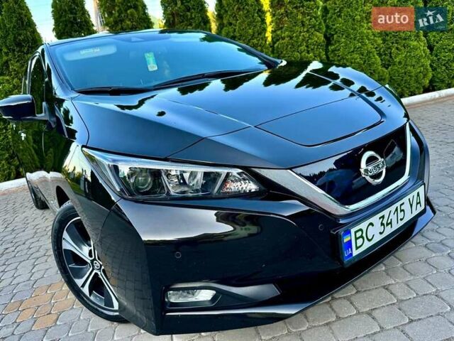 Черный Ниссан Лиф, объемом двигателя 0 л и пробегом 133 тыс. км за 11300 $, фото 2 на Automoto.ua