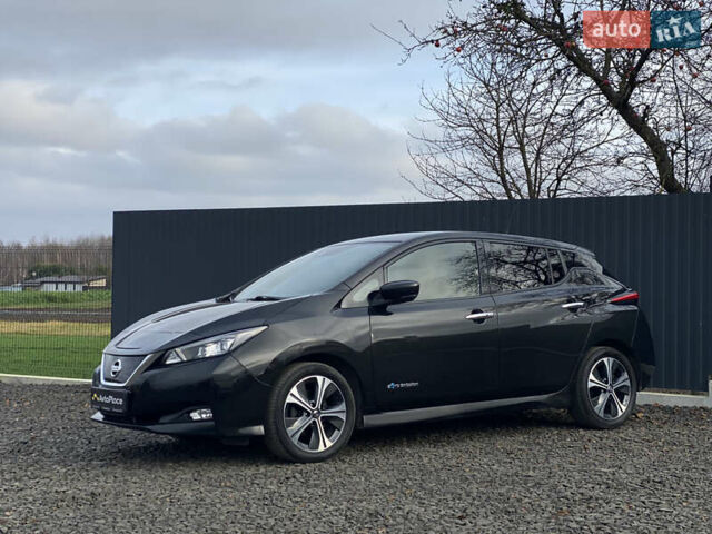 Черный Ниссан Лиф, объемом двигателя 0 л и пробегом 133 тыс. км за 12500 $, фото 64 на Automoto.ua