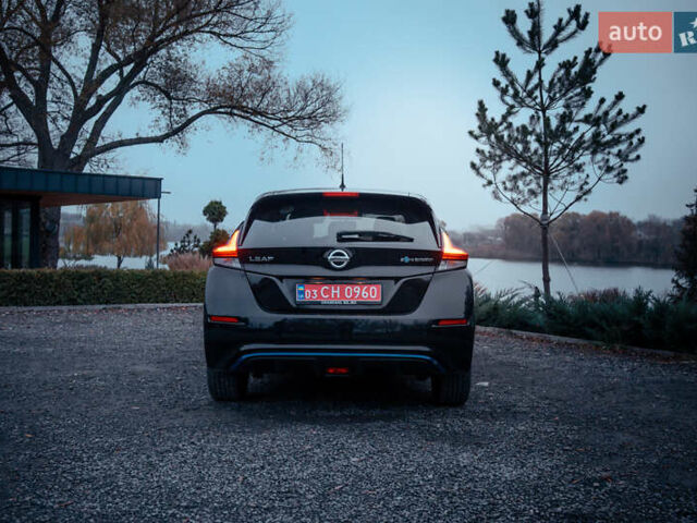 Черный Ниссан Лиф, объемом двигателя 0 л и пробегом 89 тыс. км за 13350 $, фото 9 на Automoto.ua