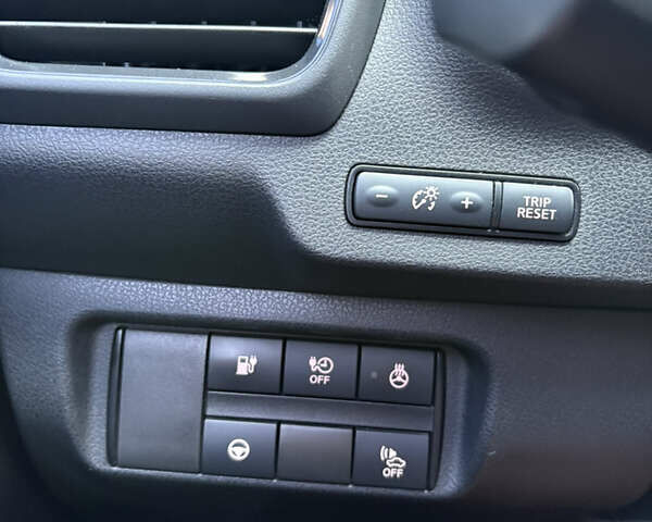 Черный Ниссан Лиф, объемом двигателя 0 л и пробегом 103 тыс. км за 13300 $, фото 23 на Automoto.ua