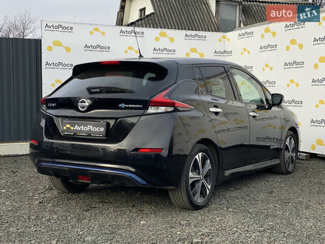 Черный Ниссан Лиф, объемом двигателя 0 л и пробегом 133 тыс. км за 12500 $, фото 74 на Automoto.ua