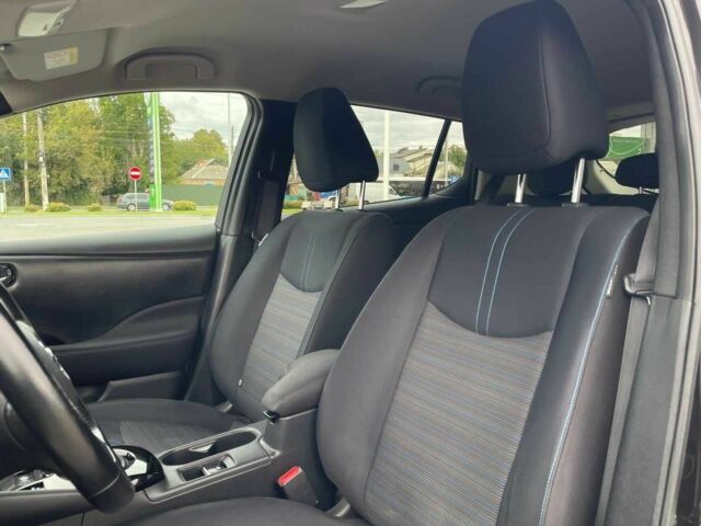 Черный Ниссан Лиф, объемом двигателя 0 л и пробегом 109 тыс. км за 13499 $, фото 22 на Automoto.ua