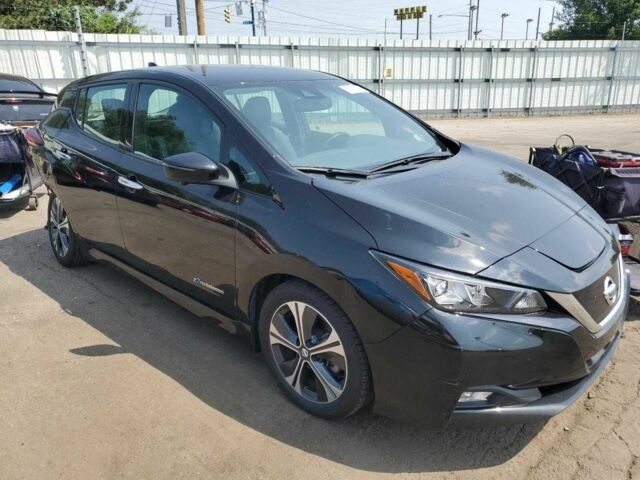 Черный Ниссан Лиф, объемом двигателя 0 л и пробегом 67 тыс. км за 6000 $, фото 2 на Automoto.ua