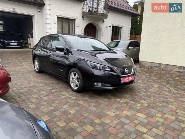 Черный Ниссан Лиф, объемом двигателя 0 л и пробегом 145 тыс. км за 12100 $, фото 7 на Automoto.ua