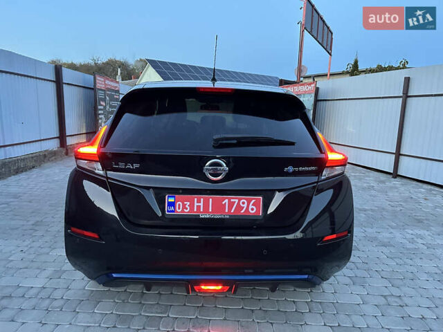 Черный Ниссан Лиф, объемом двигателя 0 л и пробегом 132 тыс. км за 11600 $, фото 16 на Automoto.ua