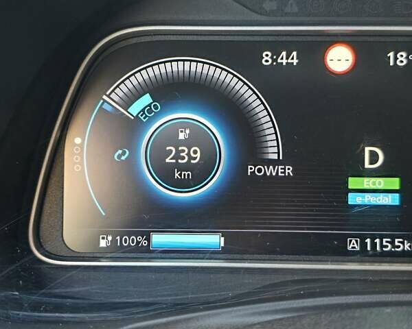 Черный Ниссан Лиф, объемом двигателя 0 л и пробегом 190 тыс. км за 12500 $, фото 11 на Automoto.ua