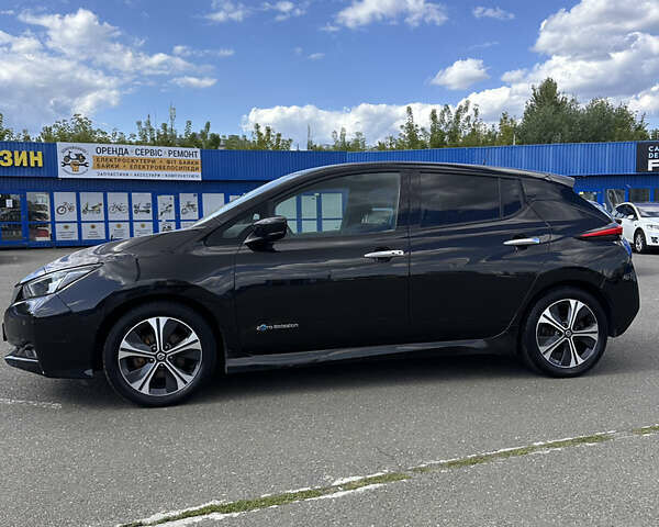 Чорний Ніссан Ліф, об'ємом двигуна 0 л та пробігом 111 тис. км за 12850 $, фото 3 на Automoto.ua