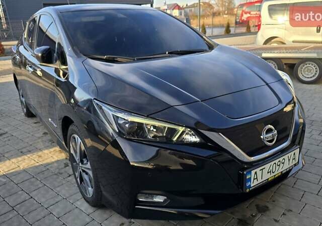 Чорний Ніссан Ліф, об'ємом двигуна 0 л та пробігом 153 тис. км за 14400 $, фото 1 на Automoto.ua