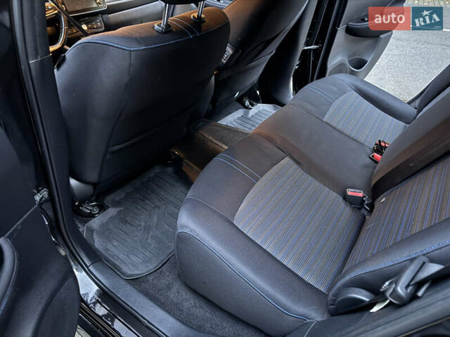 Черный Ниссан Лиф, объемом двигателя 0 л и пробегом 128 тыс. км за 12500 $, фото 17 на Automoto.ua