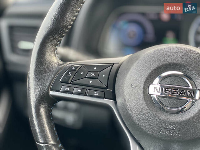 Черный Ниссан Лиф, объемом двигателя 0 л и пробегом 133 тыс. км за 12500 $, фото 17 на Automoto.ua