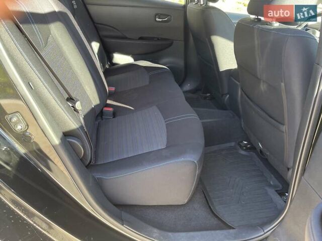 Черный Ниссан Лиф, объемом двигателя 0 л и пробегом 114 тыс. км за 12800 $, фото 22 на Automoto.ua