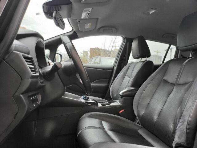 Черный Ниссан Лиф, объемом двигателя 0 л и пробегом 87 тыс. км за 12900 $, фото 16 на Automoto.ua