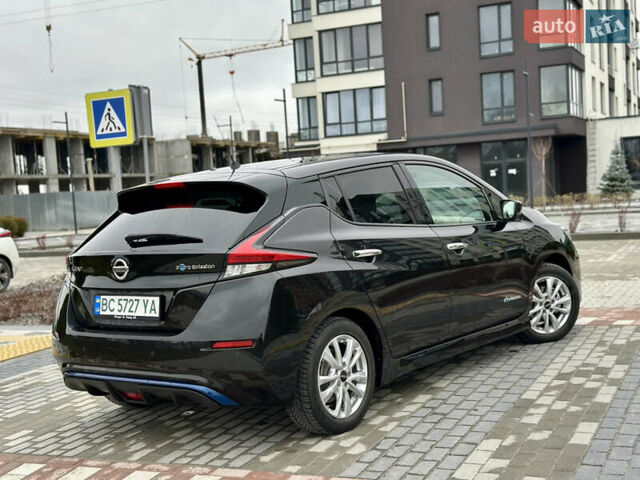 Чорний Ніссан Ліф, об'ємом двигуна 0 л та пробігом 96 тис. км за 11700 $, фото 4 на Automoto.ua